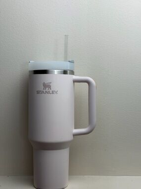 Stanley Light Pink Travel Mug with Handle and Clear Lid